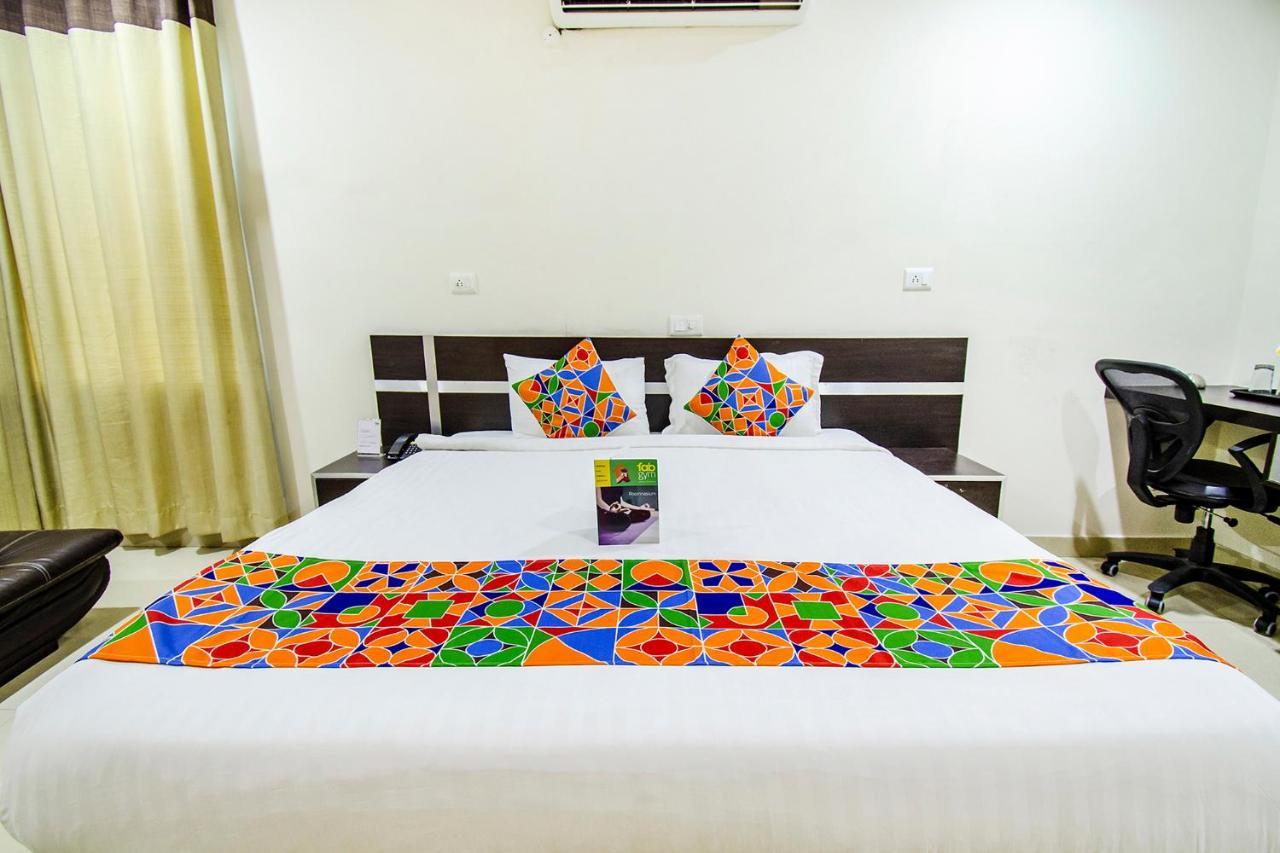 Fabhotel Pride Inn - Nr Tcs Deccan Park, Hitech City Haidarábád Kültér fotó