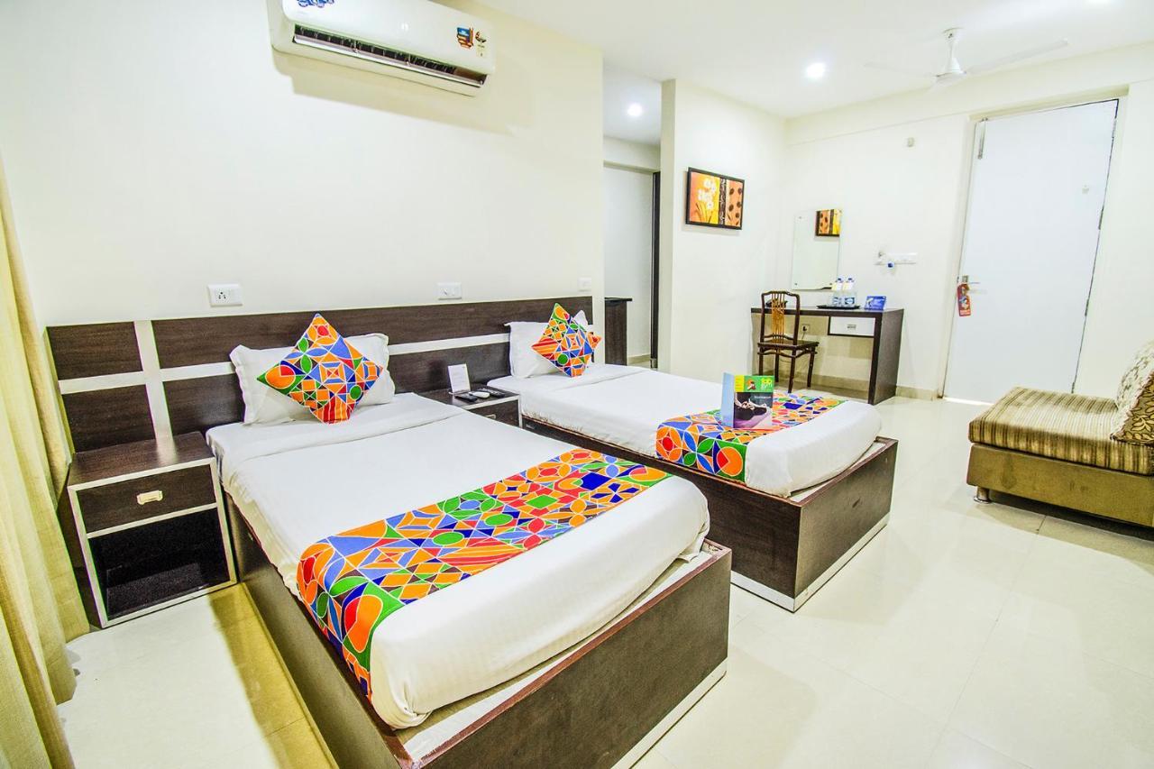Fabhotel Pride Inn - Nr Tcs Deccan Park, Hitech City Haidarábád Kültér fotó